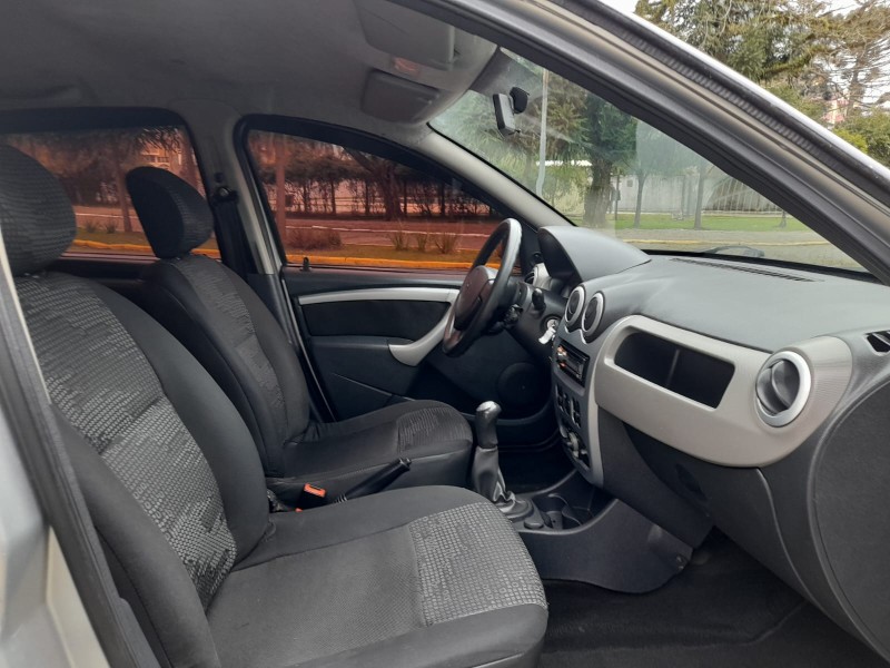 SANDERO 1.0 EXPRESSION 16V FLEX 4P MANUAL - 2011 - FARROUPILHA