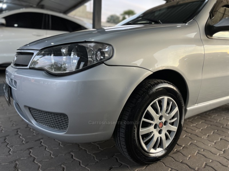 PALIO 1.0 MPI FIRE ECONOMY 8V FLEX 4P MANUAL - 2010 - BOM PRINCíPIO