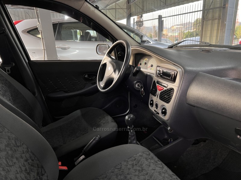 PALIO 1.0 MPI FIRE ECONOMY 8V FLEX 4P MANUAL - 2010 - BOM PRINCíPIO