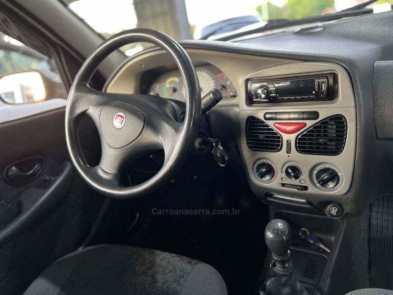 PALIO 1.0 MPI FIRE ECONOMY 8V FLEX 4P MANUAL - 2010 - BOM PRINCíPIO