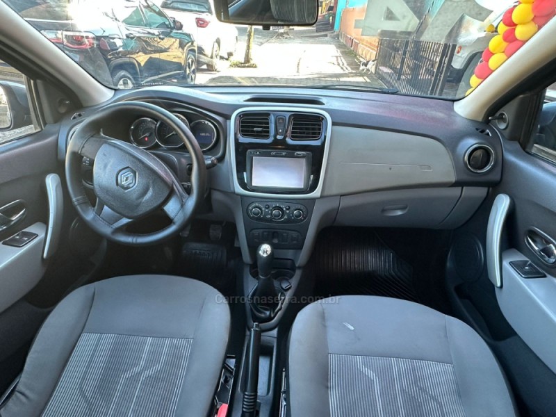 LOGAN 1.0 EXPRESSION 16V FLEX 4P MANUAL - 2014 - PAROBé