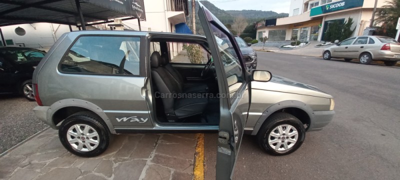 UNO 1.0 MPI MILLE WAY ECONOMY 8V FLEX 2P MANUAL - 2010 - PICADA CAFé
