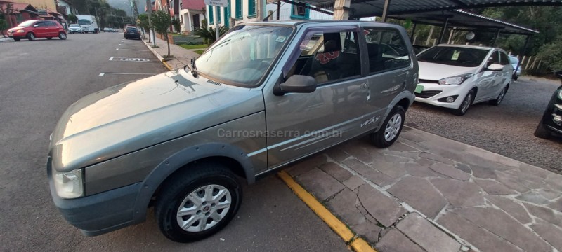 UNO 1.0 MPI MILLE WAY ECONOMY 8V FLEX 2P MANUAL - 2010 - PICADA CAFé