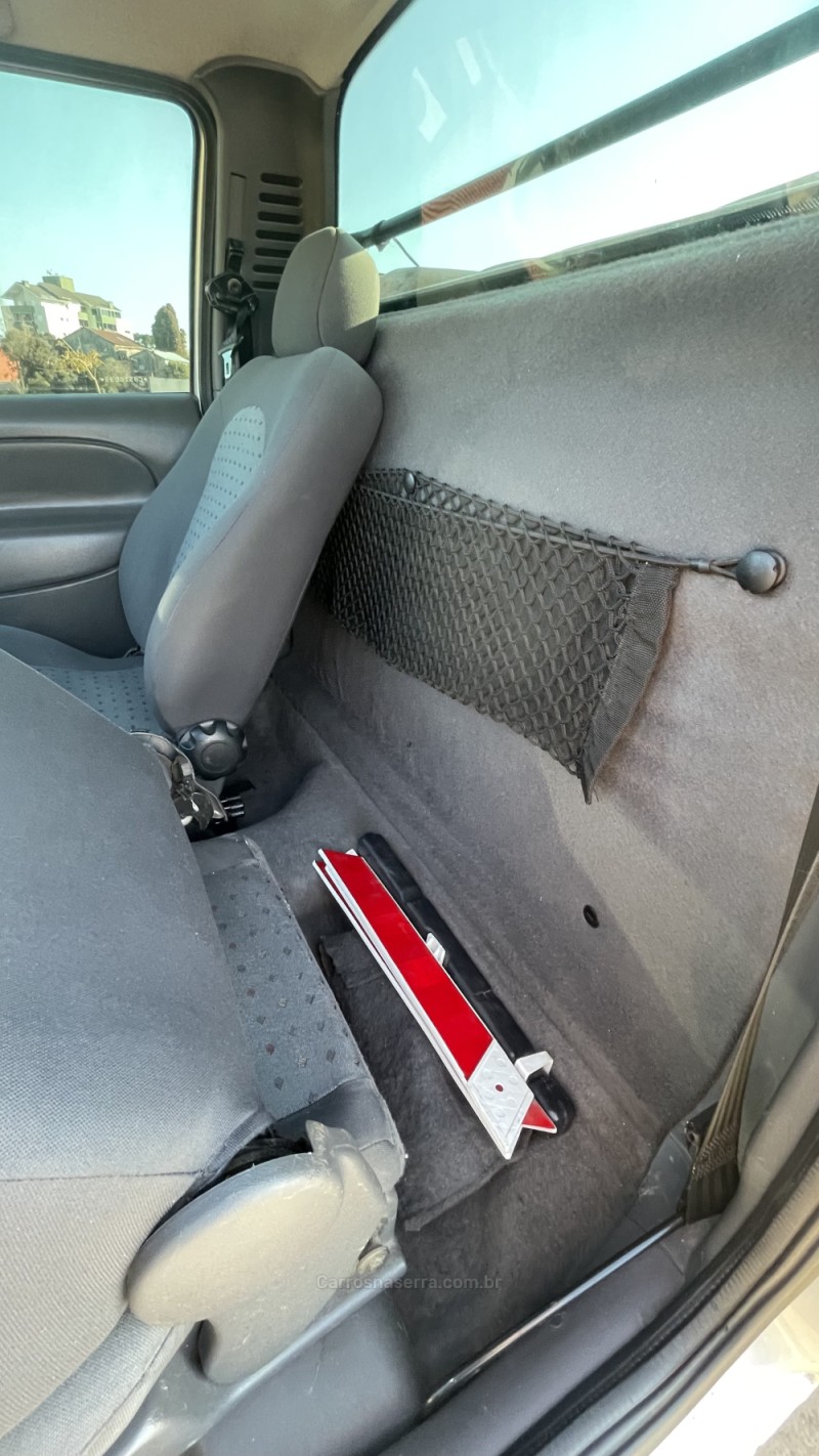 COURIER 1.6 L 8V FLEX MANUAL - 2012 - VILA FLORES