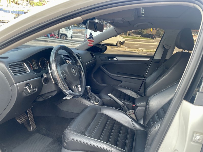 JETTA 2.0 TSI HIGHLINE 200CV GASOLINA 4P TIPTRONIC - 2012 - CAXIAS DO SUL