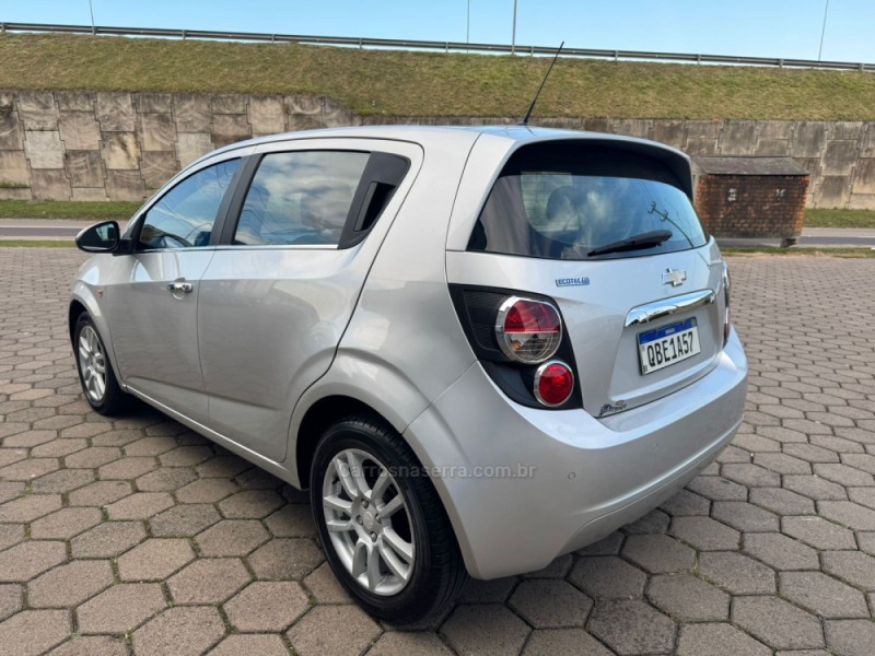 SONIC 1.6 LTZ EFFECT 16V FLEX 4P AUTOMÁTICO - 2014 - SOMBRIO