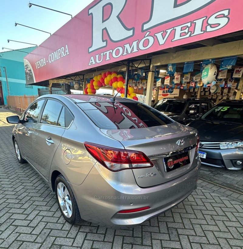 HB20S 1.6 PREMIUM 16V FLEX 4P AUTOMÁTICO - 2018 - PAROBé
