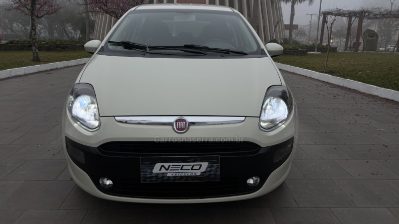 PUNTO 1.4 ATTRACTIVE ITALIA 8V FLEX 4P MANUAL