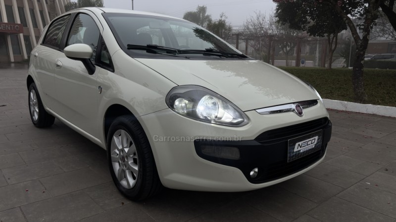 PUNTO 1.4 ATTRACTIVE ITALIA 8V FLEX 4P MANUAL - 2016 - BENTO GONçALVES