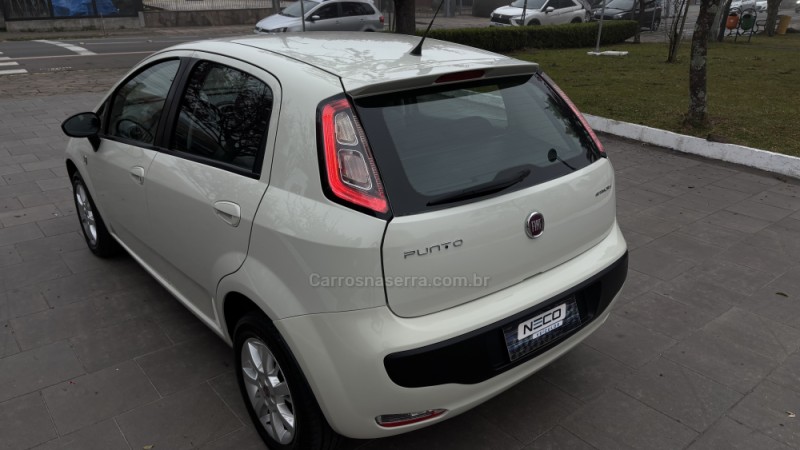 PUNTO 1.4 ATTRACTIVE ITALIA 8V FLEX 4P MANUAL - 2016 - BENTO GONçALVES