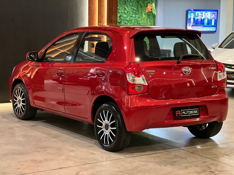 ETIOS 1.3 XS 16V FLEX 4P MANUAL - 2013 - NOVO HAMBURGO