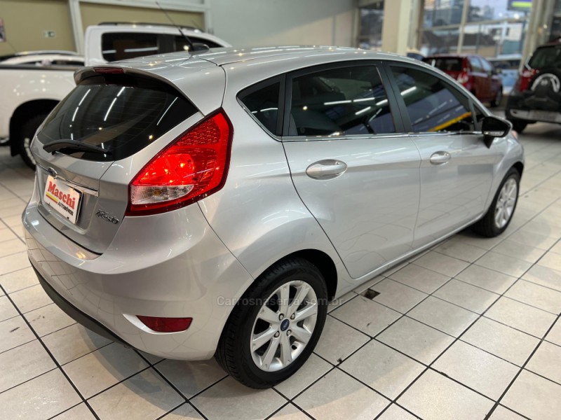 FIESTA 1.6 SE HATCH 16V FLEX 4P MANUAL - 2012 - CAXIAS DO SUL