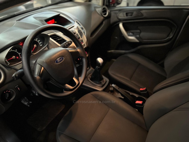 FIESTA 1.6 SE HATCH 16V FLEX 4P MANUAL - 2012 - CAXIAS DO SUL