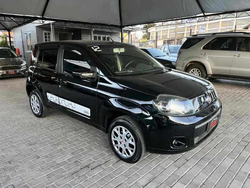 UNO 1.0 EVO VIVACE 8V FLEX 4P MANUAL - 2012 - CAXIAS DO SUL