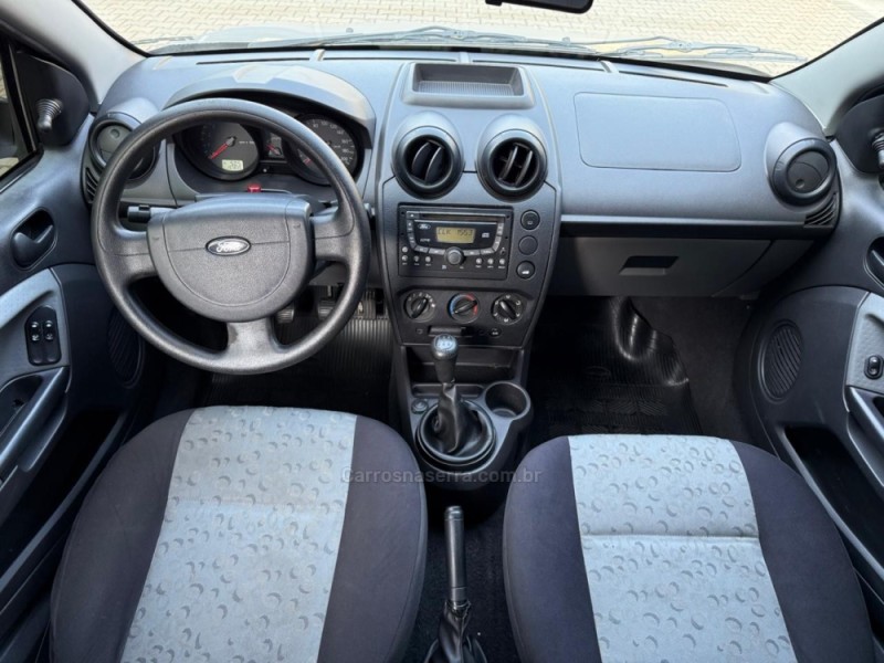 FIESTA 1.0 MPI CLASS 8V GASOLINA 4P MANUAL - 2008 - IVOTI