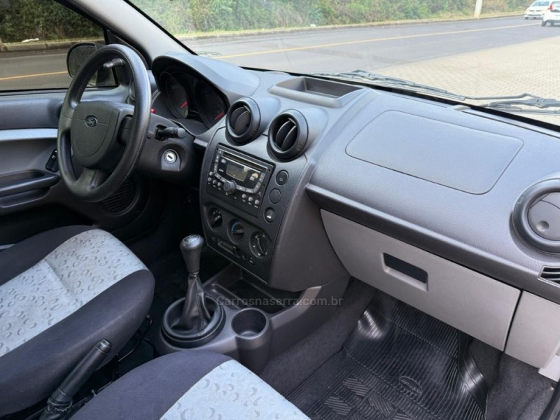 FIESTA 1.0 MPI CLASS 8V GASOLINA 4P MANUAL - 2008 - IVOTI