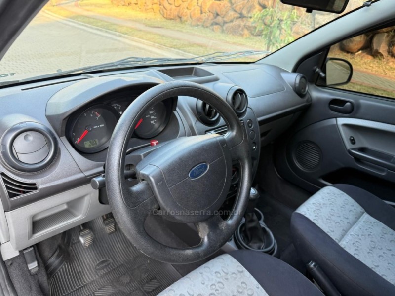 FIESTA 1.0 MPI CLASS 8V GASOLINA 4P MANUAL - 2008 - IVOTI