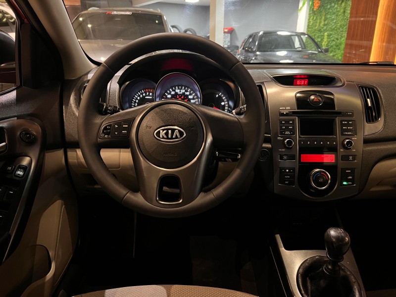 CERATO 1.6 SEDAN 16V GASOLINA 4P MANUAL - 2010 - NOVO HAMBURGO