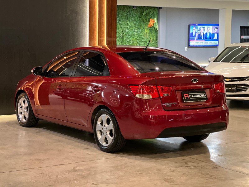 CERATO 1.6 SEDAN 16V GASOLINA 4P MANUAL - 2010 - NOVO HAMBURGO