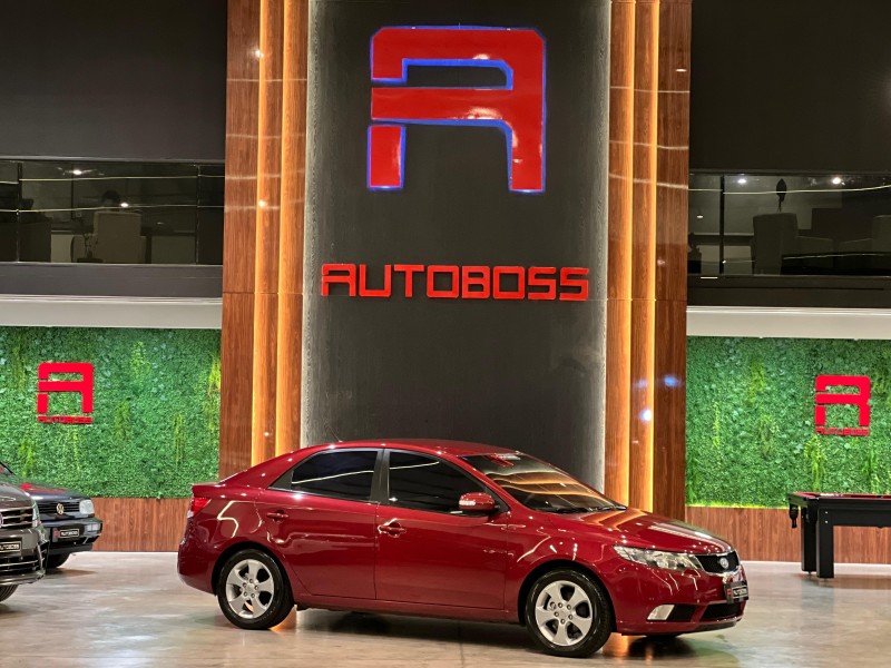 cerato 1.6 sedan 16v gasolina 4p manual 2010 novo hamburgo
