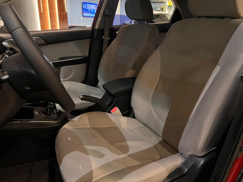 CERATO 1.6 SEDAN 16V GASOLINA 4P MANUAL - 2010 - NOVO HAMBURGO