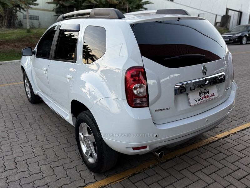 DUSTER 1.6 DYNAMIQUE 4X2 16V FLEX 4P AUTOMÁTICO - 2015 - FELIZ