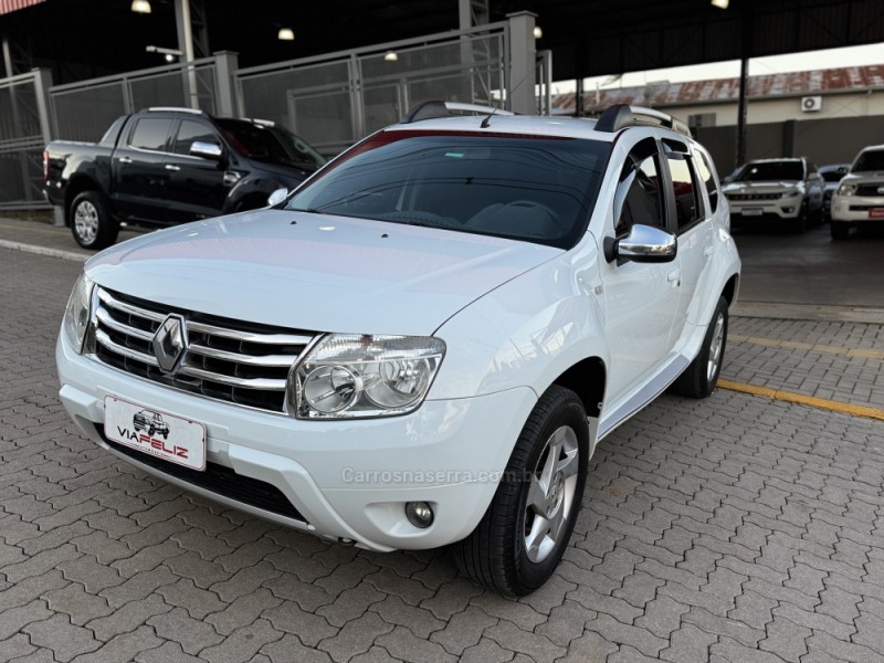 DUSTER 1.6 DYNAMIQUE 4X2 16V FLEX 4P AUTOMÁTICO - 2015 - FELIZ