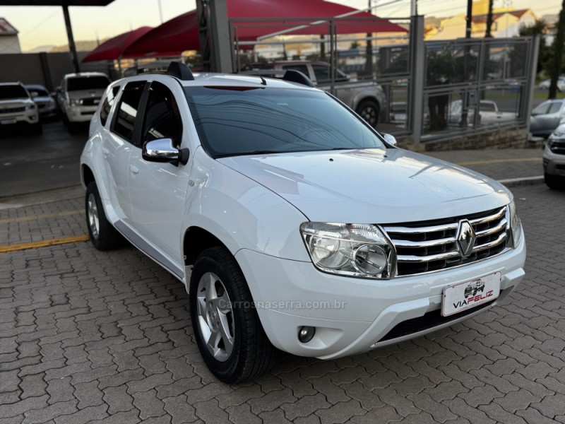 DUSTER 1.6 DYNAMIQUE 4X2 16V FLEX 4P AUTOMÁTICO - 2015 - FELIZ