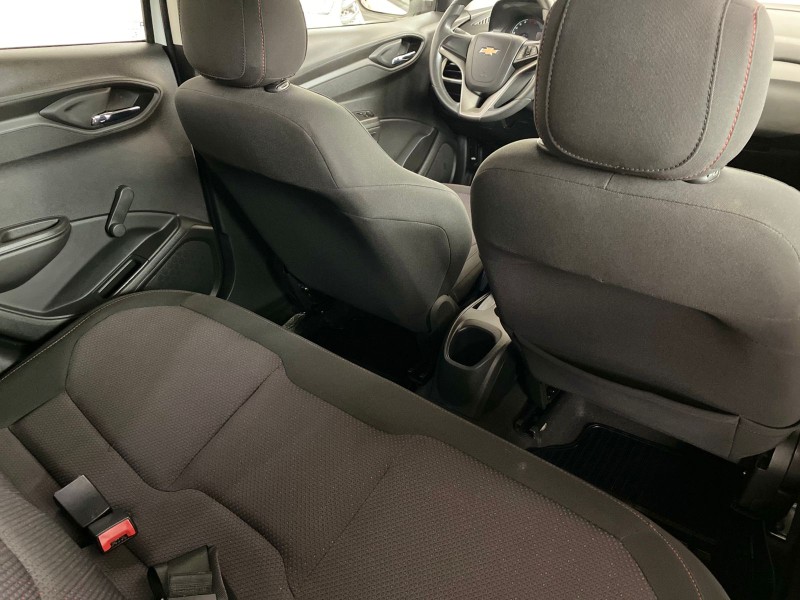 ONIX 1.4 MPFI LT 8V FLEX 4P MANUAL - 2016 - NOVA PETRóPOLIS