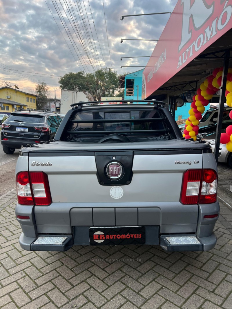 STRADA 1.4 MPI WORKING CD 8V FLEX 2P MANUAL - 2012 - PAROBé