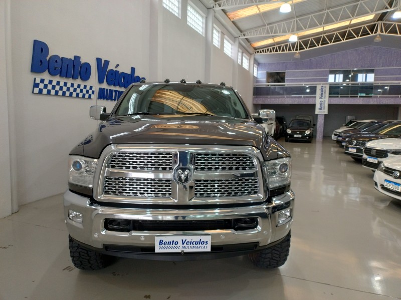 ram 6.7 2500 laramie 4x4 cd i6 turbo diesel 4p automatico 2016 bento goncalves