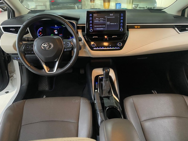 COROLLA 1.8 ALTIS PREMIUM 16V HÍBRIDO 4P AUTOMÁTICO - 2022 - LAJEADO