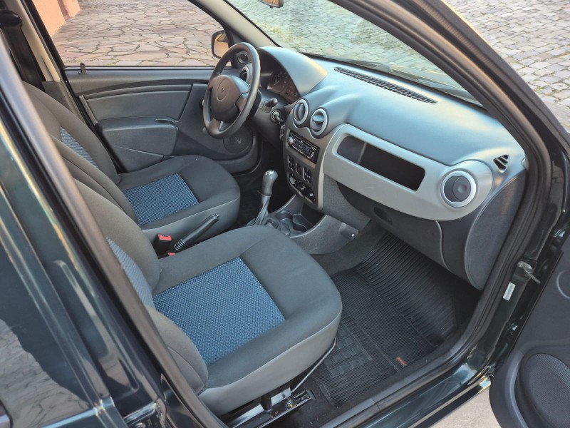 SANDERO 1.0 EXPRESSION 16V FLEX 4P MANUAL - 2011 - CAXIAS DO SUL