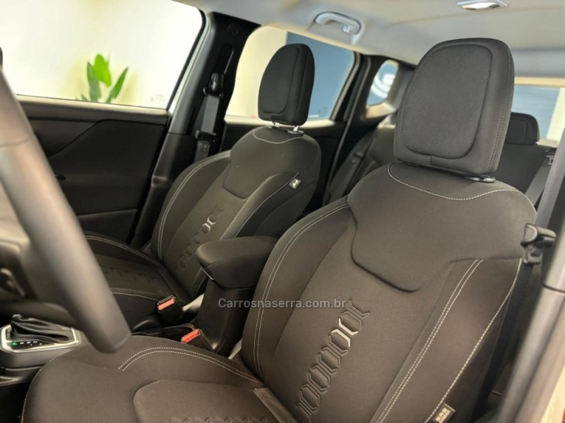 RENEGADE 1.3 SPORT T270 16V TURBO FLEX 4P AUTOMÁTICO - 2025 - CARLOS BARBOSA