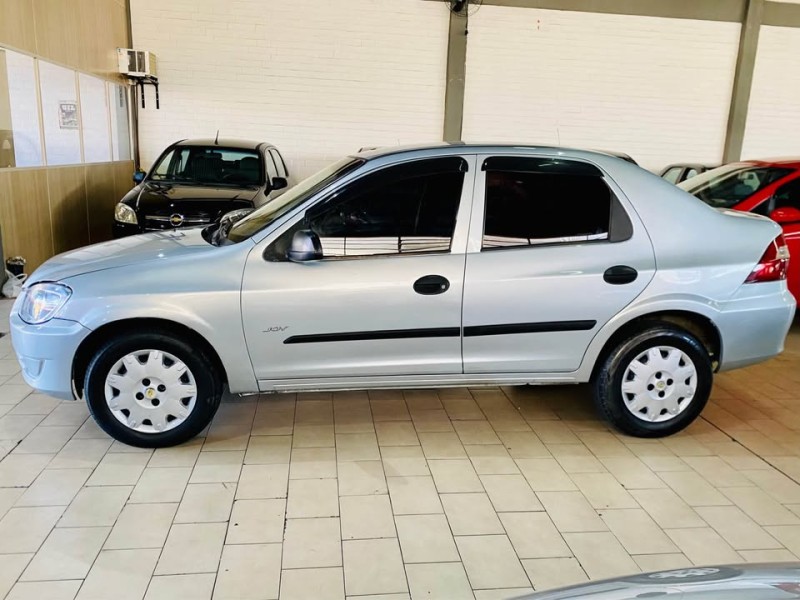 PRISMA 1.0 MPFI JOY 8V FLEX 4P MANUAL - 2011 - CAXIAS DO SUL
