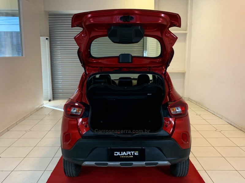 KWID 1.0 12V OUTSIDER FLEX 4P MANUAL - 2023 - PORTO ALEGRE