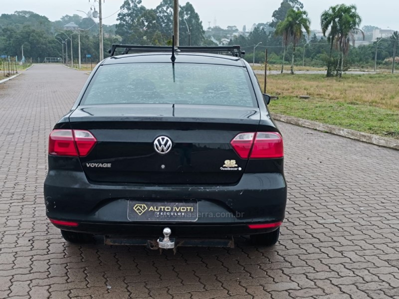 VOYAGE 1.0 MI CITY 8V FLEX 4P MANUAL - 2015 - IVOTI