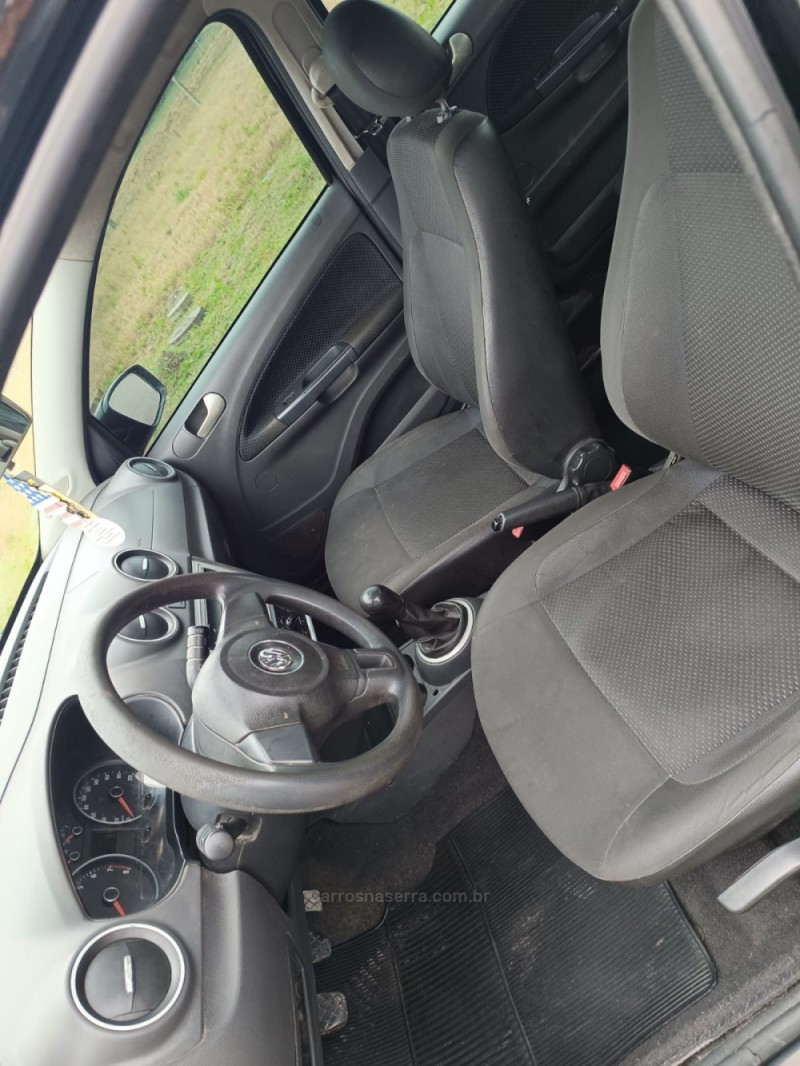 VOYAGE 1.0 MI CITY 8V FLEX 4P MANUAL - 2015 - IVOTI