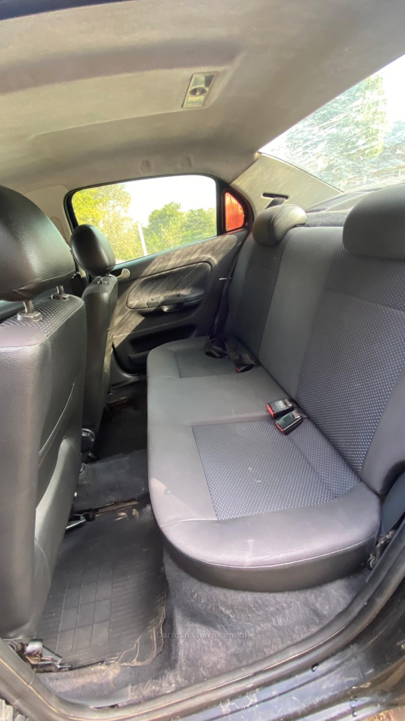 VOYAGE 1.0 MI CITY 8V FLEX 4P MANUAL - 2015 - IVOTI