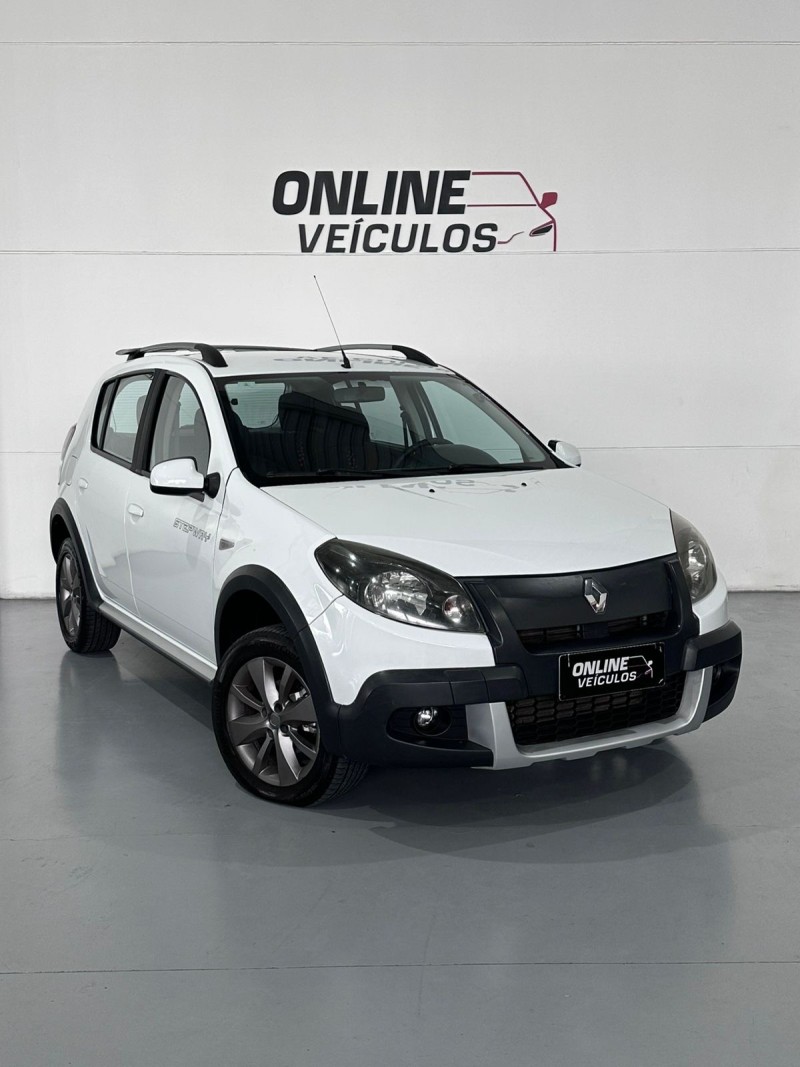 SANDERO 1.6 STEPWAY 8V FLEX 4P MANUAL - 2014 - FARROUPILHA