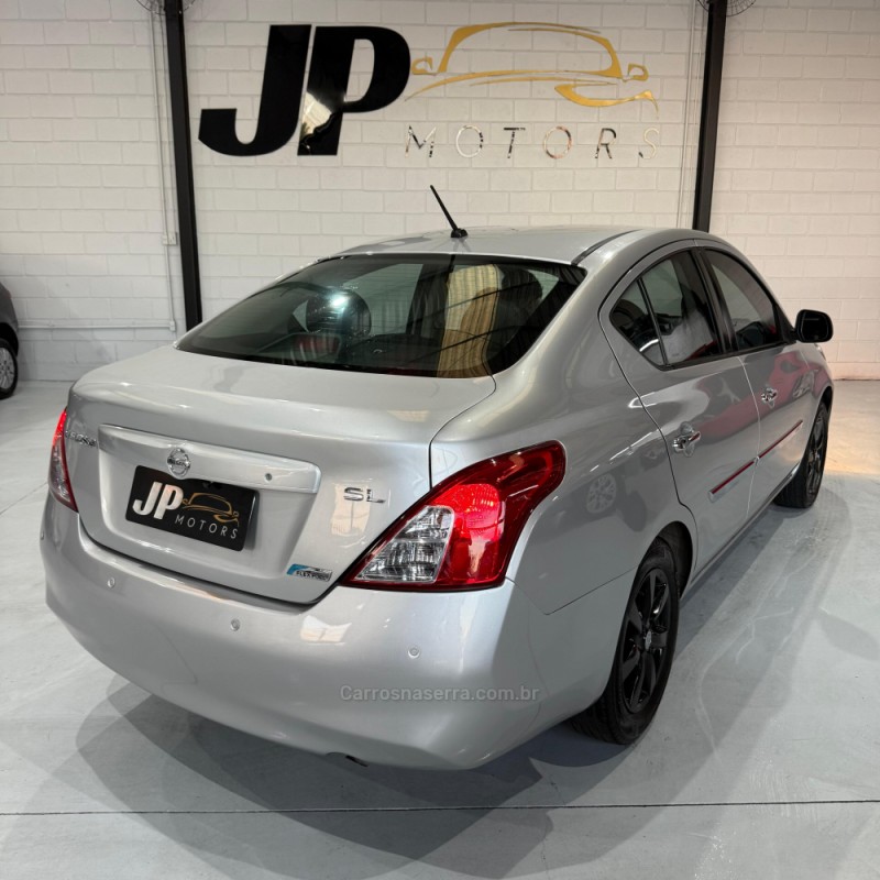 VERSA 1.6 16V FLEX SL 4P MANUAL - 2013 - NOVO HAMBURGO