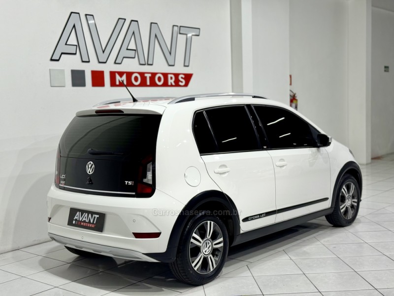 UP 1.0 TSI CROSS 12V FLEX 4P MANUAL - 2018 - NOVO HAMBURGO