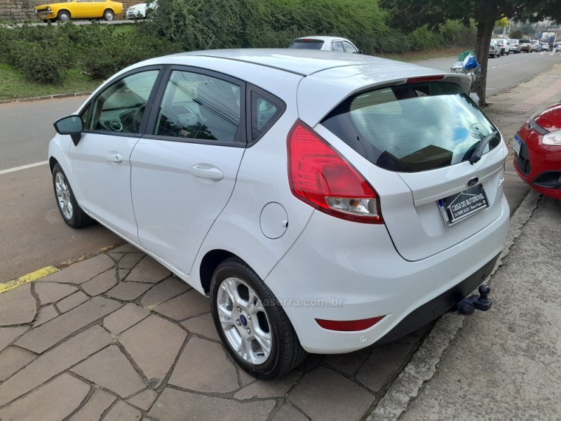 FIESTA 1.5 SE HATCH 16V FLEX 4P MANUAL - 2016 - NOVA PRATA