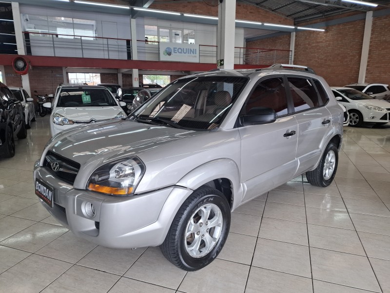 TUCSON 2.0 GL 2WD 16V GASOLINA 4P MANUAL - 2010 - FARROUPILHA