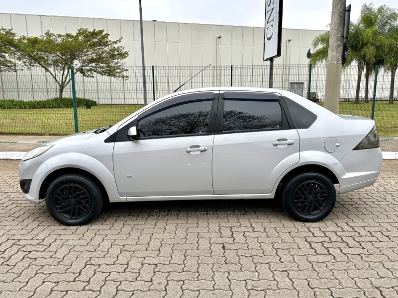 FIESTA 1.6 ROCAM SE SEDAN 8V FLEX 4P MANUAL - 2014 - ESTâNCIA VELHA