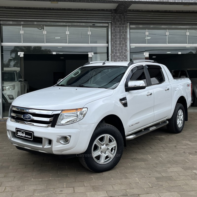 RANGER 3.2 LIMITED 4X4 CD 20V DIESEL 4P AUTOMÁTICO - 2015 - VACARIA