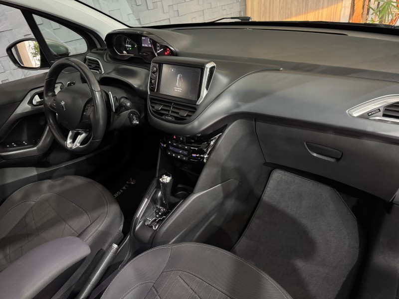 208 1.6 GRIFFE 16V FLEX 4P AUTOMÁTICO - 2015 - NOVO HAMBURGO