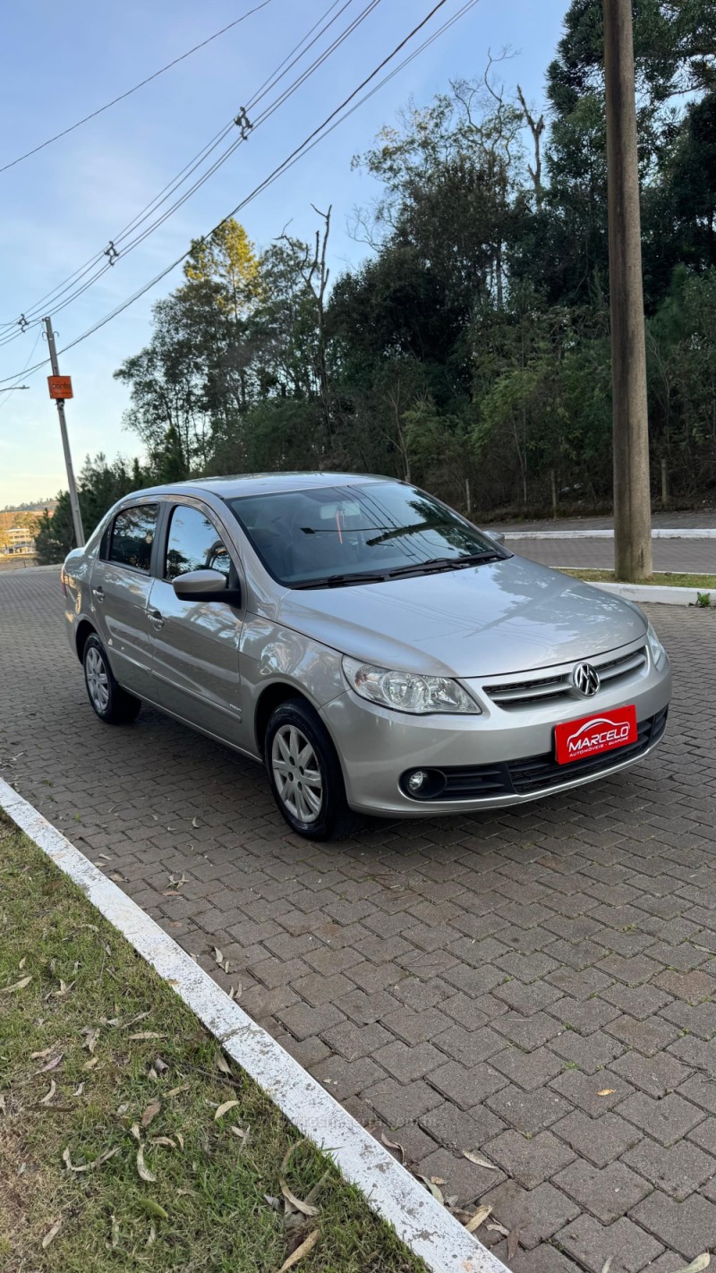VOYAGE 1.6 MI TREND 8V FLEX 4P MANUAL - 2013 - GUAPORé