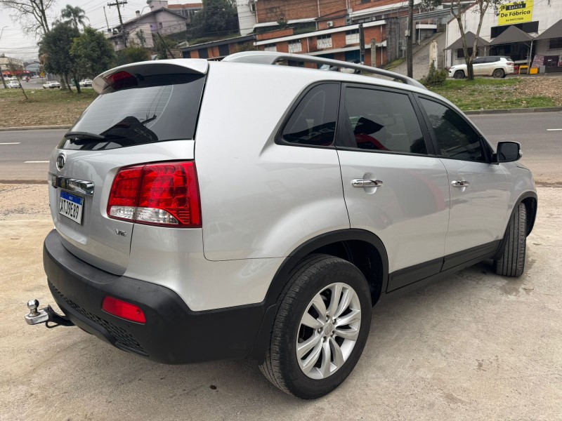 SORENTO 3.5 4X4 V6 24V GASOLINA 4P AUTOMÁTICO - 2011 - CAXIAS DO SUL