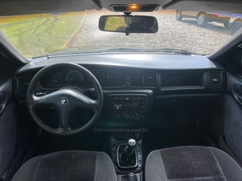 VECTRA 2.0 MPFI GLS 8V GASOLINA 4P MANUAL - 1998 - DOIS IRMãOS